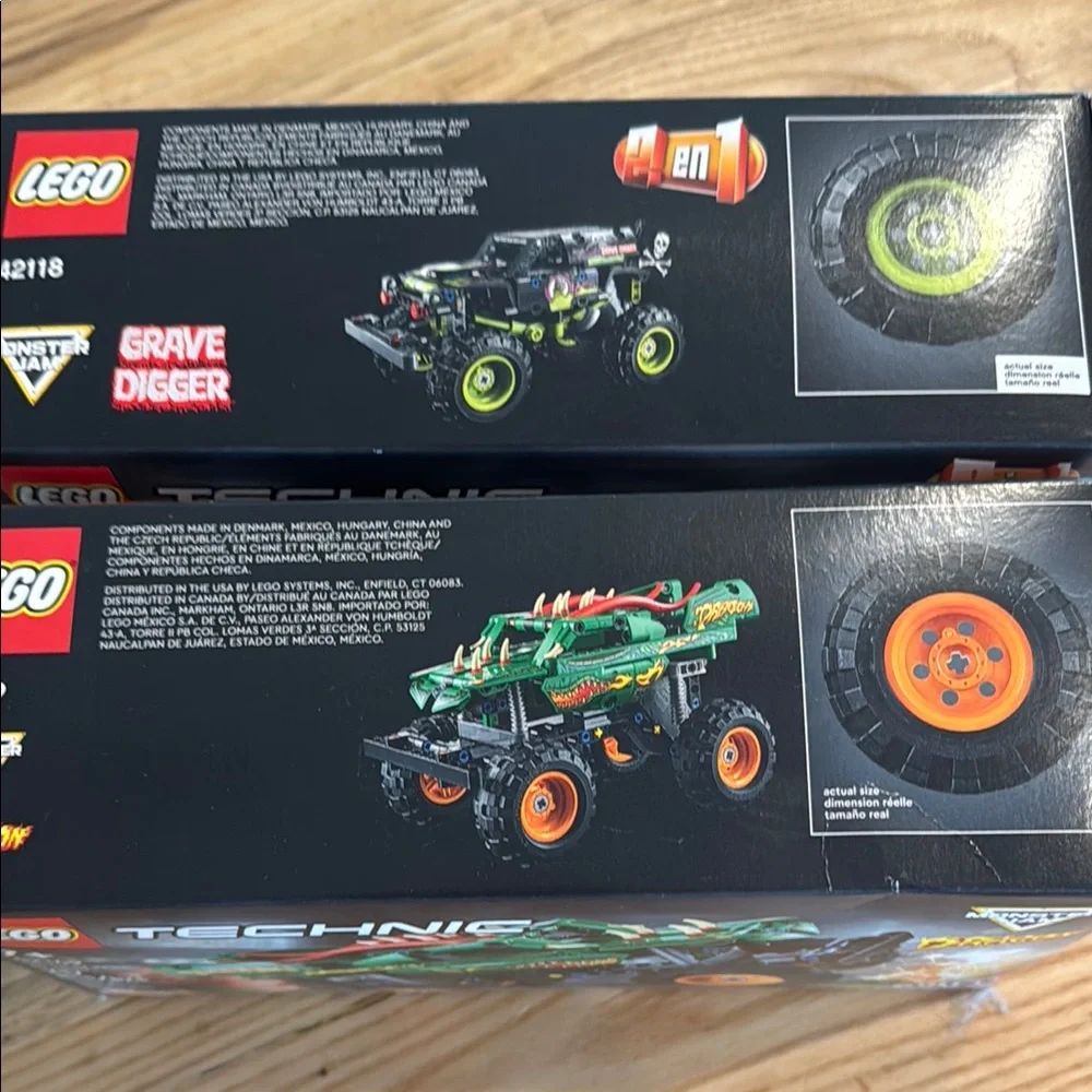 Lego Technic Monster Jam Trucks Grave Digger & Dragon Building Set OPEN BOX - Picture 2 of 8
